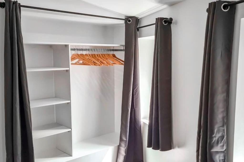 Douce Fragrance 4 Couchages Wifi Apartment Грас Екстериор снимка